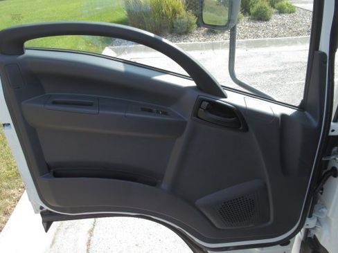 New 2024 Chevrolet Low Cab Forward image 10