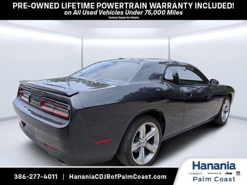 Used 2017 Dodge Challenger R/T RWD image 3