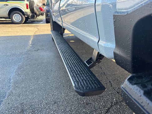 New 2026 Ford F250 Platinum image 16