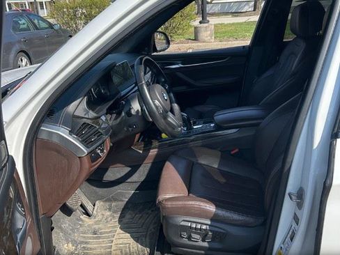 Used 2015 BMW X5 xDrive50i image 8