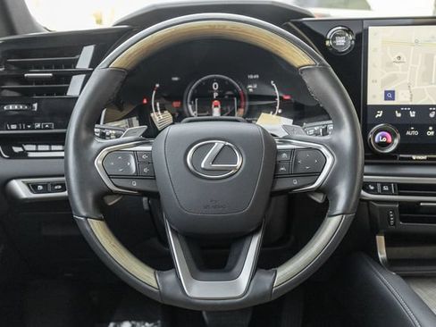 Used 2024 Lexus RX 350 Premium Plus w/ Convenience Package FWD image 9