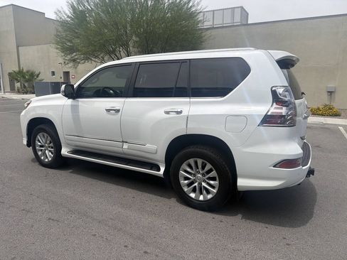 Used 2017 Lexus GX 460 Premium AWD/4WD image 6