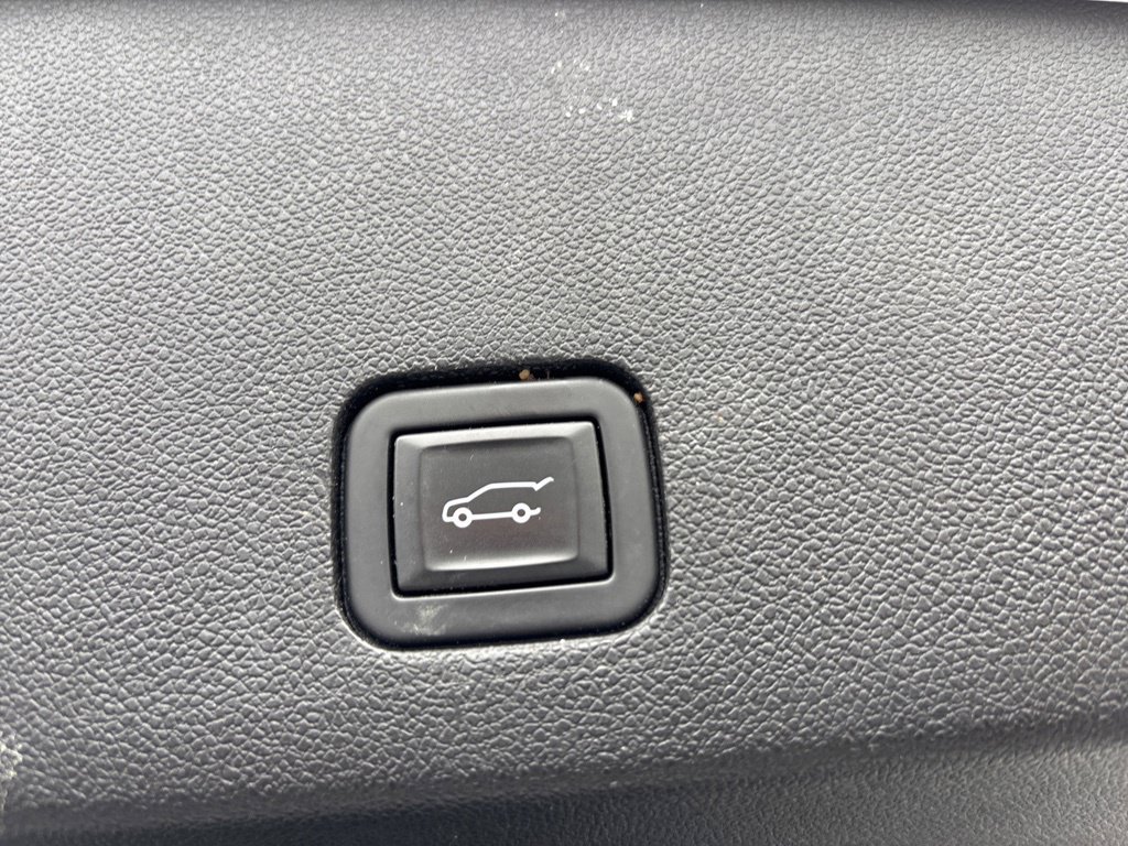 Used 2024 Cadillac XT6 Sport w/ LPO, Floor Liner Package AWD/4WD image 33