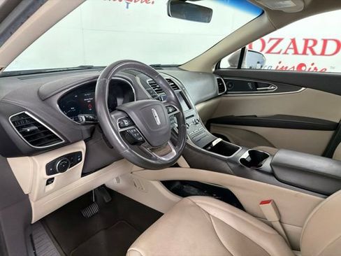 Used 2020 Lincoln Nautilus Reserve w/ Equipment Group 201A FWD image 19