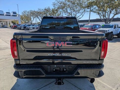 Used 2023 GMC Sierra 3500 Denali w/ Denali Ultimate Package image 5