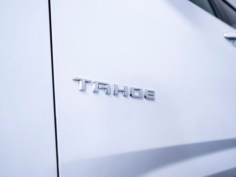 Used 2021 Chevrolet Tahoe Premier w/ Premium Package AWD/4WD image 12