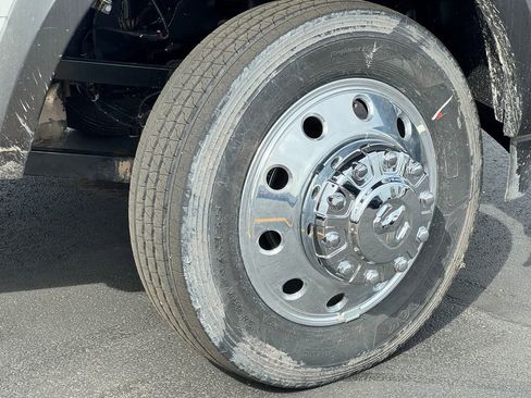 New 2026 RAM 5500 Tradesman w/ Chrome Appearance Group AWD/4WD image 9