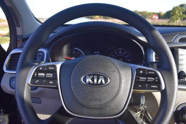 Used 2019 Kia Sorento FWD image 26