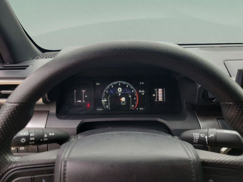 Certified 2025 Toyota Tacoma SR5 image 12