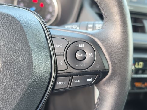 Used 2022 Toyota RAV4 SE w/ Convenience Package AWD/4WD image 22