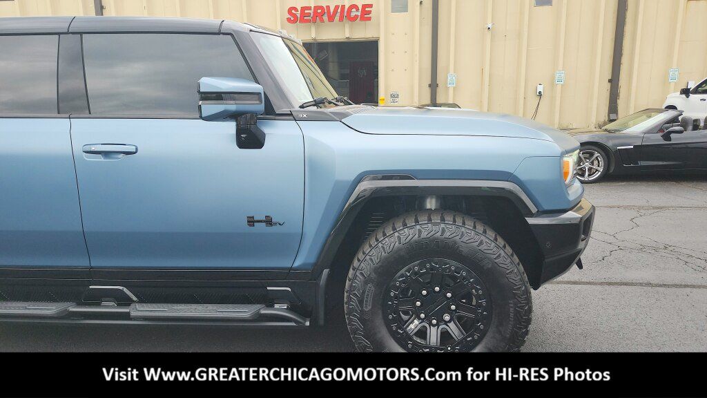 Used 2024 GMC Hummer EV 3X w/ Omega Edition AWD/4WD image 4