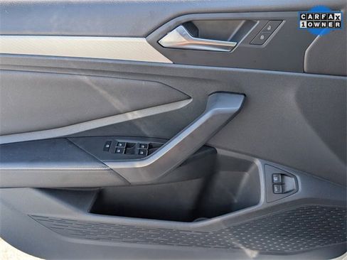 Used 2023 Volkswagen Jetta Sport image 25