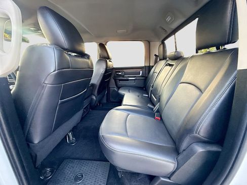 Used 2017 RAM 1500 Laramie image 26