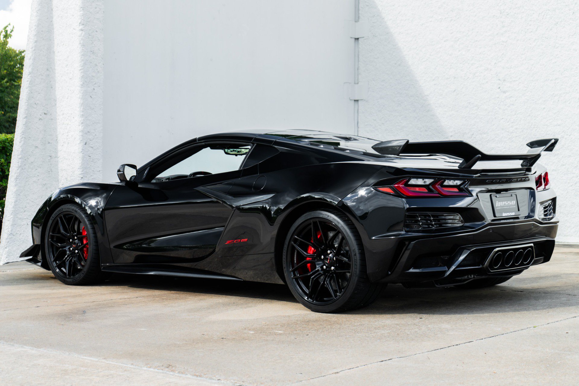 Used 2026 Chevrolet Corvette Z06 w/ Z07 Performance Package RWD image 4