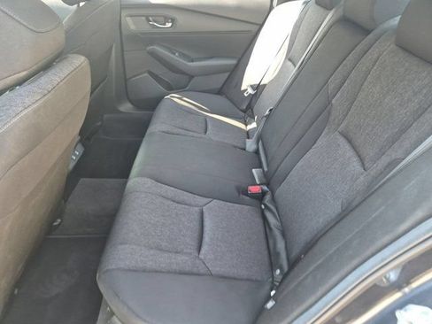 Used 2025 Honda Accord SE image 27