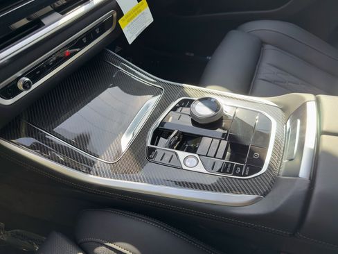 New 2026 BMW X5 M60i image 10