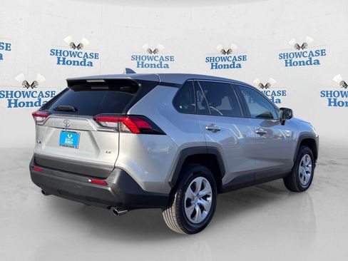 Used 2022 Toyota RAV4 LE FWD image 8