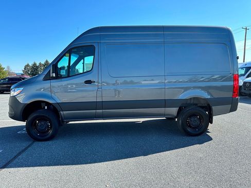 New 2025 Mercedes-Benz Sprinter 2500 image 7