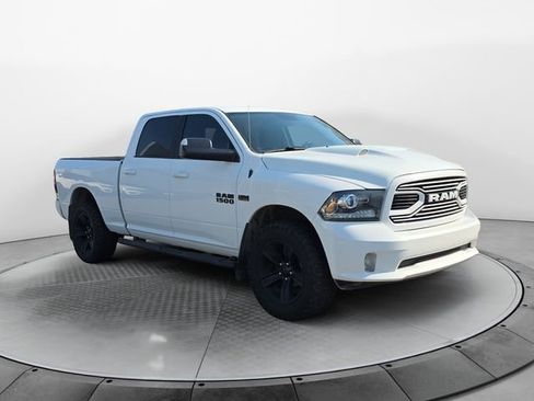 Used 2018 RAM 1500 Sport image 7