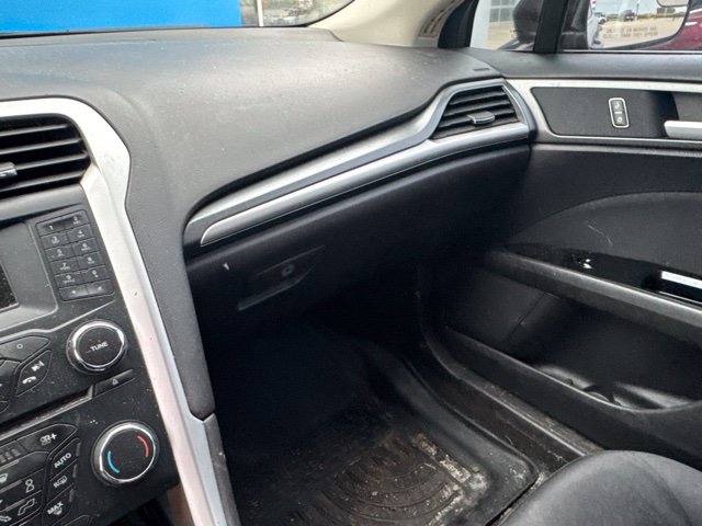 Used 2013 Ford Fusion SE FWD image 17