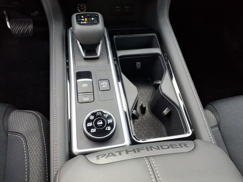 New 2026 Nissan Pathfinder SV image 14