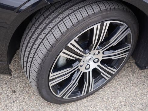Used 2023 Volvo S90 B6 Plus w/ Protection Package Premier AWD/4WD image 13