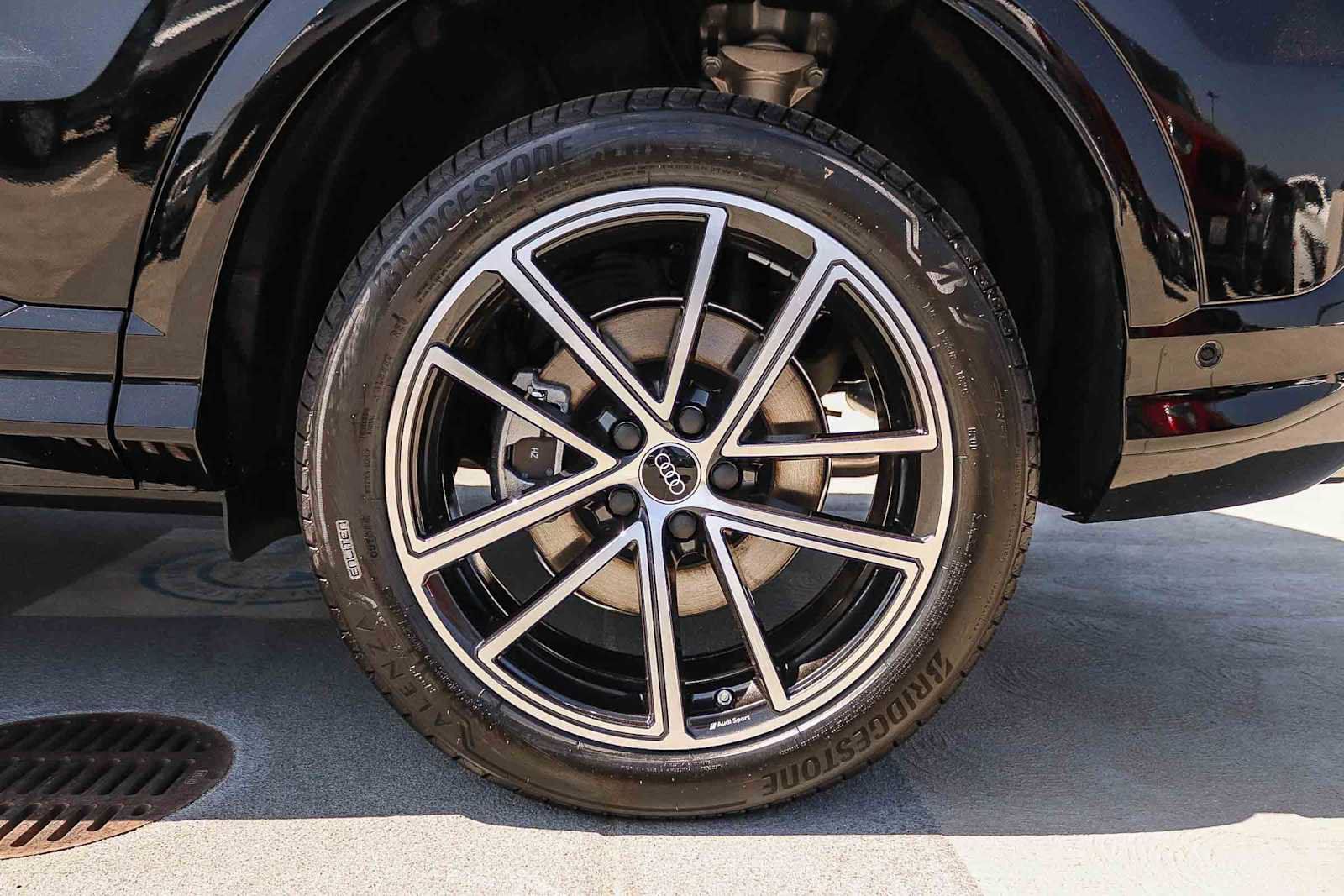 New 2026 Audi Q5 Premium AWD/4WD image 13