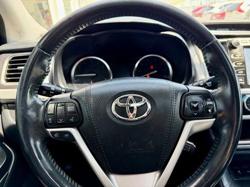 Used 2016 Toyota Highlander Limited image 35