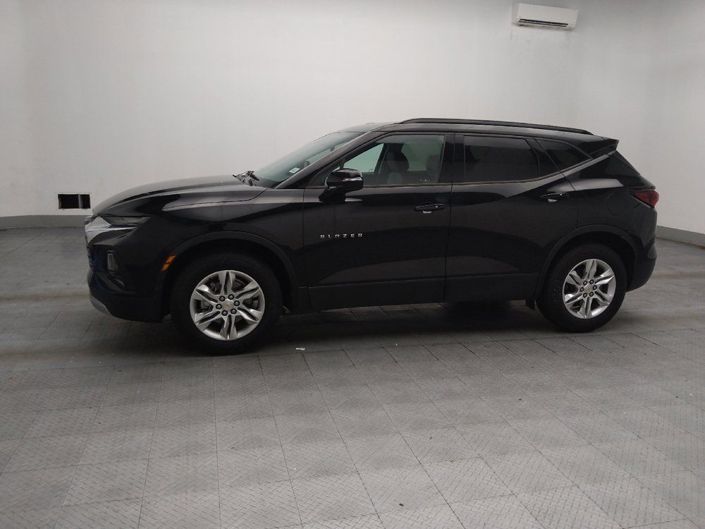 Used 2019 Chevrolet Blazer LT FWD image 2