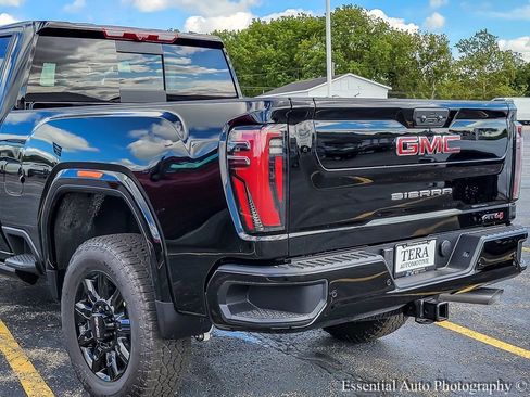 New 2026 GMC Sierra 2500 AT4 w/ AT4 Premium Plus Package image 6