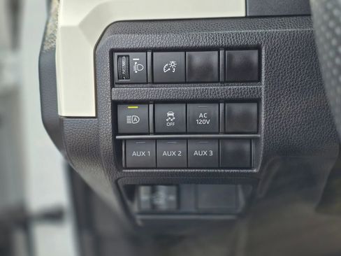 Used 2024 Toyota Tacoma TRD Sport w/ TRD Sport Upgrade Package image 35