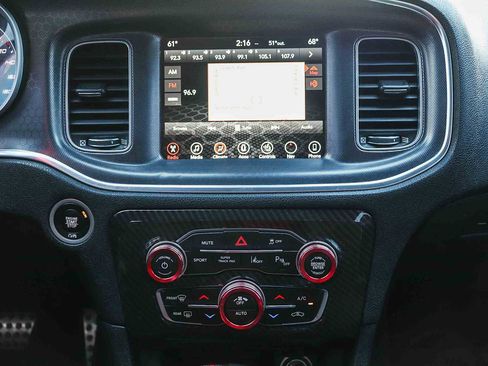 Used 2017 Dodge Charger R/T Scat Pack w/ Technology Group image 13