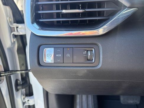 New 2026 GMC Acadia Elevation image 16