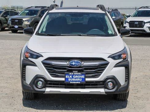 Used 2025 Subaru Outback Limited AWD/4WD image 6