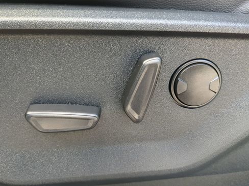 Used 2025 Ford F250 Lariat w/ Lariat Ultimate Package image 50