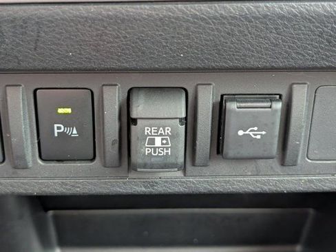 Used 2023 Toyota Tacoma SR5 RWD image 18