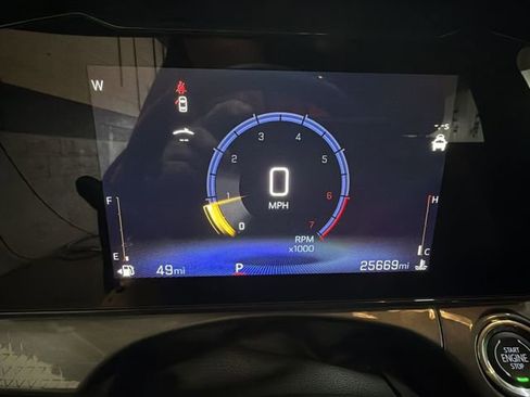 Used 2025 Chevrolet Trax ACTIV w/ Driver Confidence Package FWD image 15
