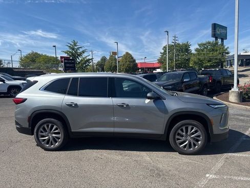New 2026 Buick Enclave Preferred w/ Power Package image 18