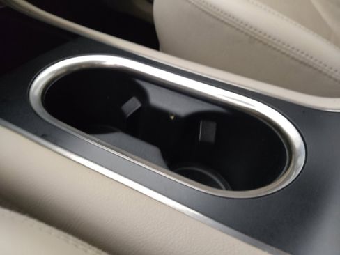 Used 2019 Lincoln MKC Select w/ Select Plus Package image 26