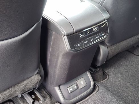 New 2026 Toyota Highlander Limited AWD/4WD image 27