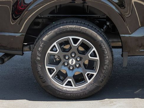 Used 2025 Ford F150 STX w/ Equipment Group 200A RWD image 9