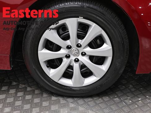 Used 2024 Toyota Corolla LE image 30