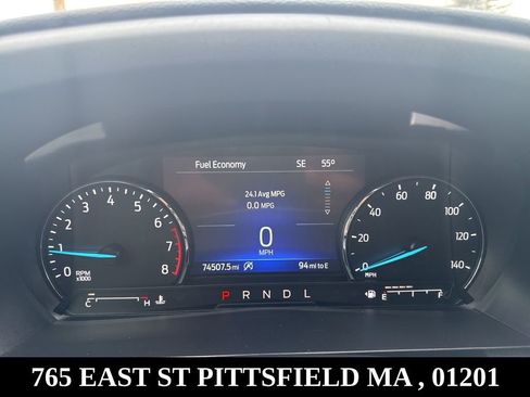 Used 2022 Ford Explorer XLT image 27