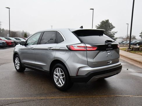 Used 2024 Ford Edge SEL w/ Convenience Package AWD/4WD image 4