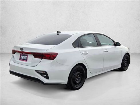 Used 2021 Kia Forte Sedan image 5