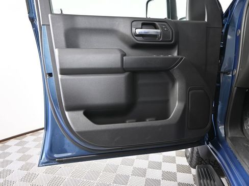 Used 2025 Chevrolet Silverado 2500 Custom w/ Custom Value Package AWD/4WD image 18
