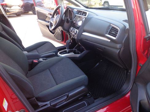 Used 2016 Honda Fit EX image 18