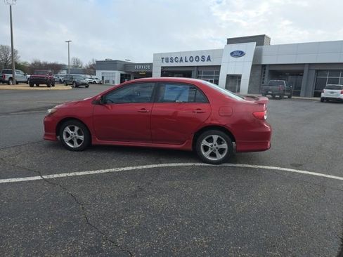 Used 2013 Toyota Corolla S image 6