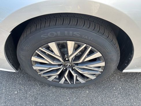 Certified 2024 Nissan Altima 2.5 SV AWD/4WD image 12