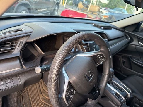 Used 2019 Honda Civic LX image 13